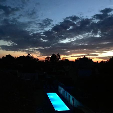 De La Chambre Au Jardin Belleville-en-Beaujolais ภายนอก รูปภาพ